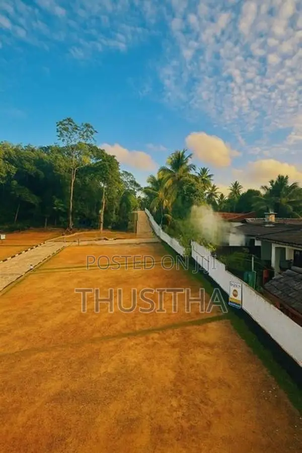 Yakkala Residential Land for Sale