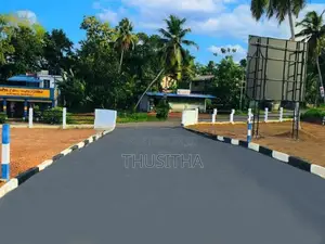 Kalagedihena Land for Sale | Near the Colombo Kandy Main Road