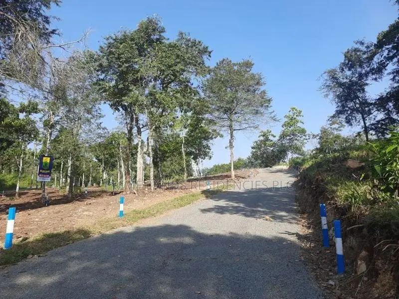 Land for Sale in Sinharagama