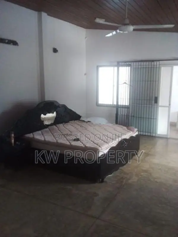 fully Furnished upstairs house for rent in ratmalana