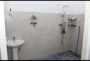 04 Bedroom House on 16 Perches of Land for Sale in Naiwala, Walpitamul