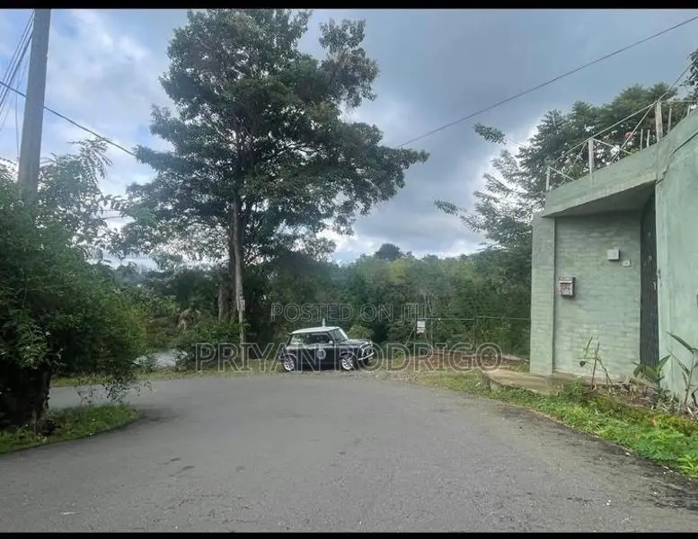 Kandy, Hanthana 21 Perches of Land For Sale