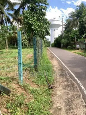 60 PERCH LAND for SALE in Miriswatha Ratupaswala