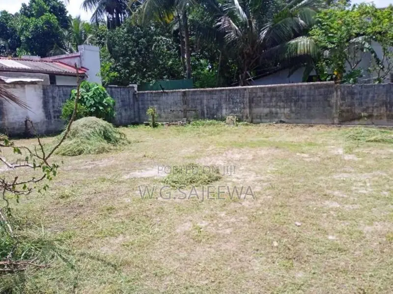 7 Perch Land for Sale Ja-Ela