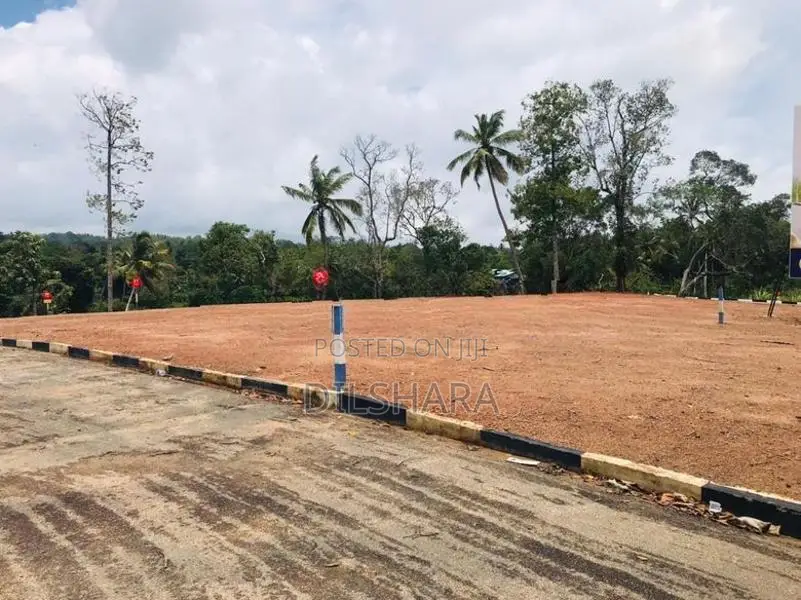 Kekanadura 10 Perch Land for Sale