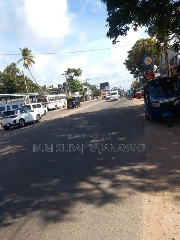 Land for Sale in Negombo - Kurana