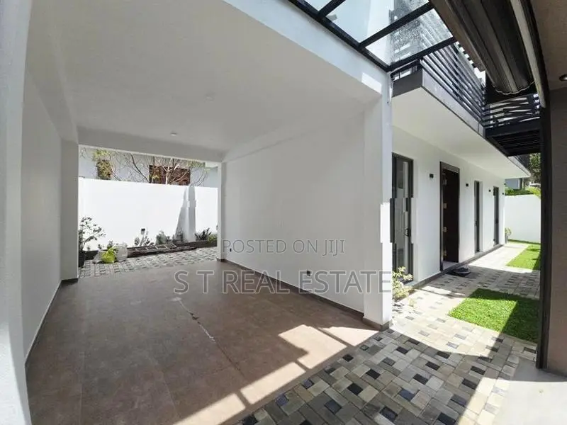 Modern Designed Luxury Two Storey House for Sale in Kottawa