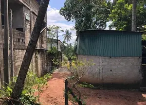 Nugegoda Thalapathpitiya 13.7 Perches of Land for Sale