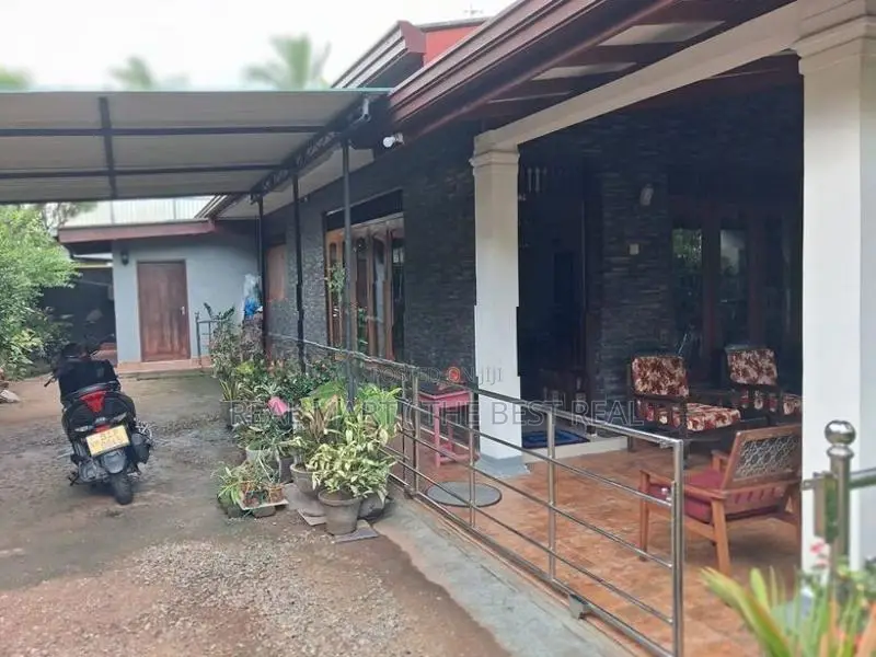 MAHARAGAMA : 3-BR (15.80P) FURNISHED HOUSE FOR SALE