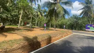 Matthegoda , Land for Sale Close to 342 Bus Road
