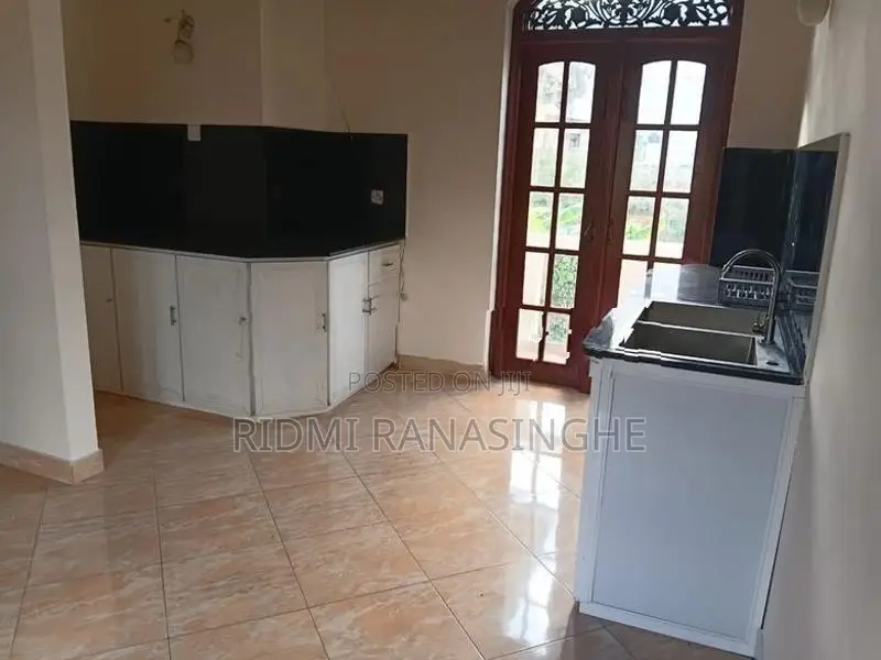 Beautiful 2 BR Upstair House for Rent in Maharagama