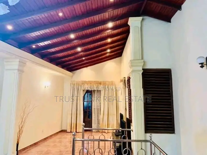 Two Storey House for Rent in Wattala