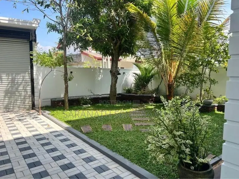 Two Storey Luxury House in Panadura for Sale - without Furniture