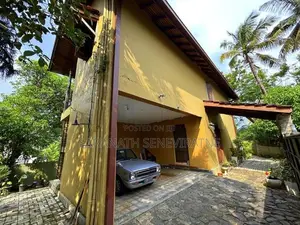 Luxury House in Baddagana Kotte