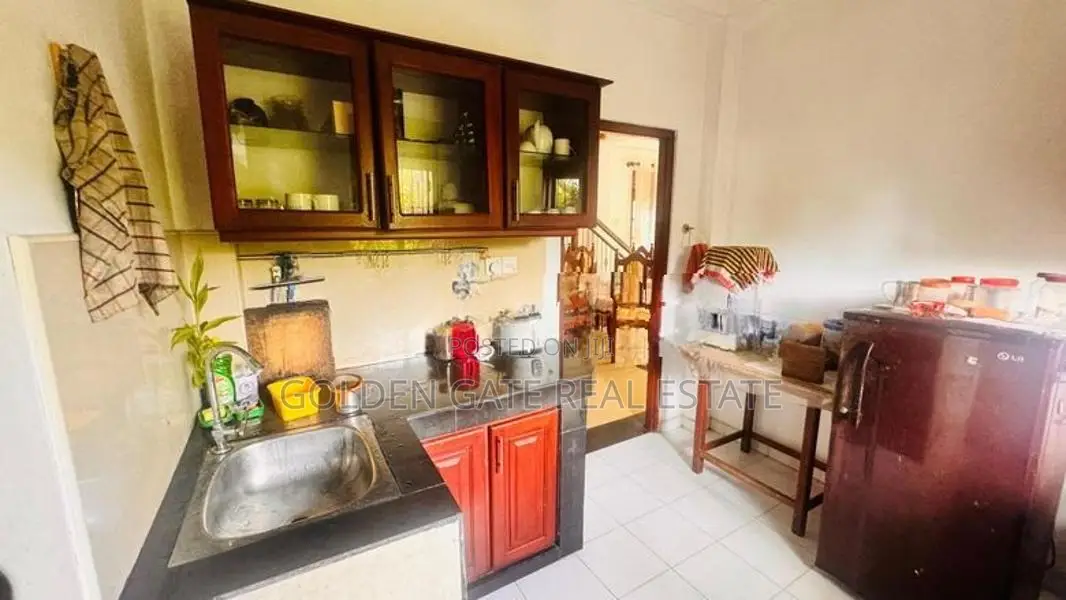 Elegant Two Storey House for Sale in Kadawatha