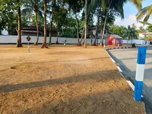 මීරිගමින් වටිනා බිම් කොටසක්