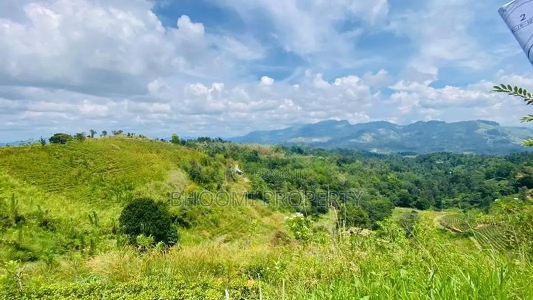 හන්තාන කදු පෙනෙන මානයේ අගනා බිම් කොටස් කිහිපයක්