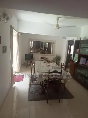 Colombo 15 - 04 Room Commercial Unit on 8.7 perches of Land For Sale