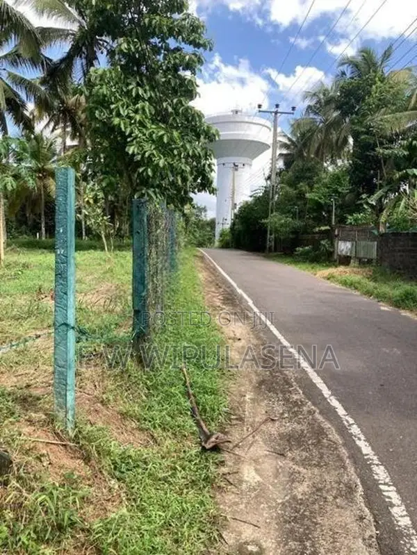 60 PERCH LAND for SALE in Miriswatha Ratupaswala