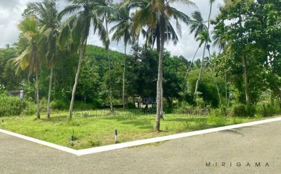 Residential Land for Sale Near the New Highway Entrance in Meerigama