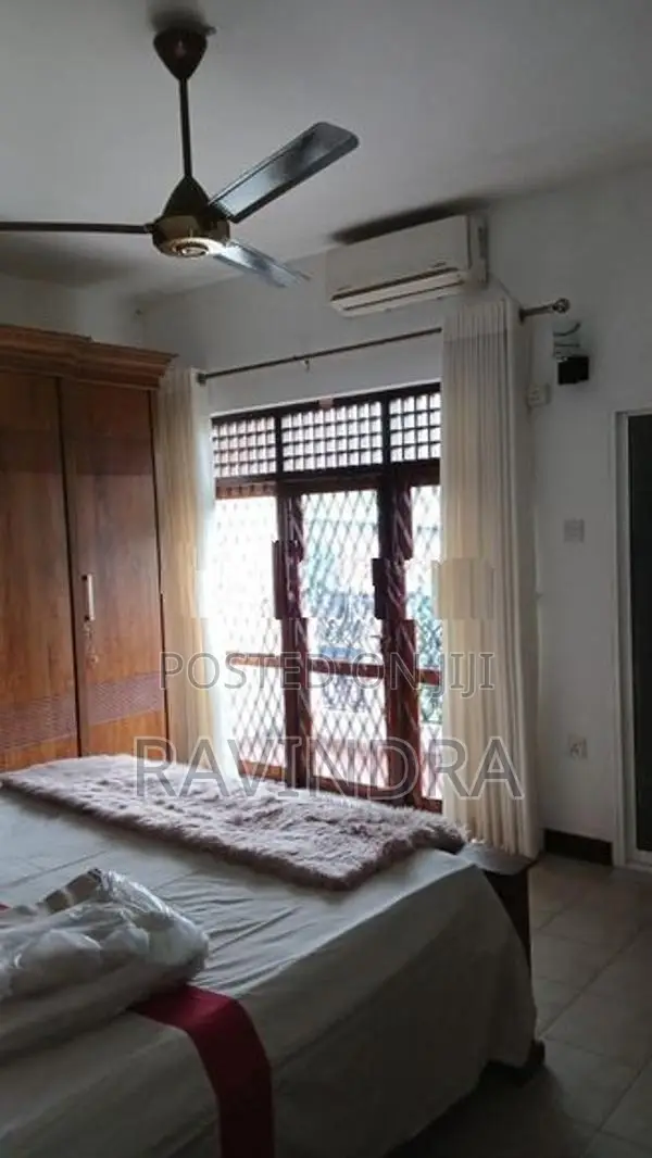 House for Sale in 341 Road Godigamuwa Maharagama