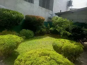 Colombo 15 - 04 Bedroom Upstair House on 8.7 perches of Land For Sale