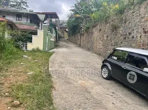 Kandy, Hanthana 21 Perches of Land For Sale