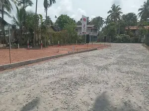 Land for Sale in Kandana City Limit Facing to Ganemulla Main Bus route