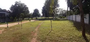 අනුරාධපුර නව නගරයෙන් සින්නක්කර බිම්කොටසක්