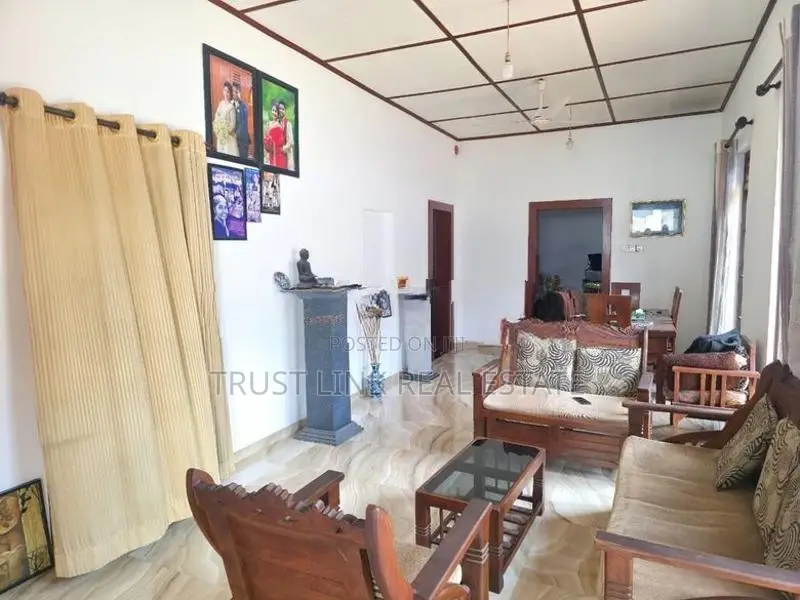 Single Storey House for Sale in Enderamulla Wattala