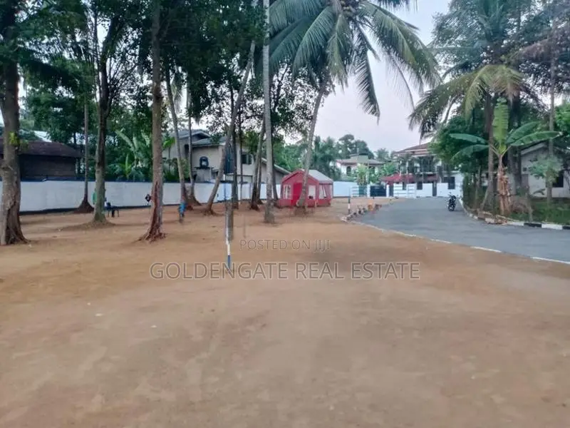 Best Residential Land for Sale Near the Negombo Rd in Mahabage