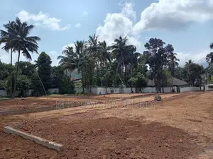 මාතලේ රජ වීදිය පෙනෙන මානයේ අගනා බිම් කොටස් කිහිපයක්