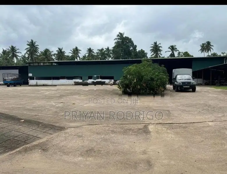 Factory for Sale In Kuliyapitiya on 2.5 Acres of Land