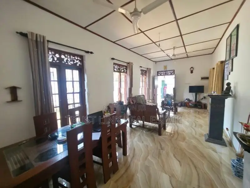 Single Storey House for Sale in Enderamulla Wattala