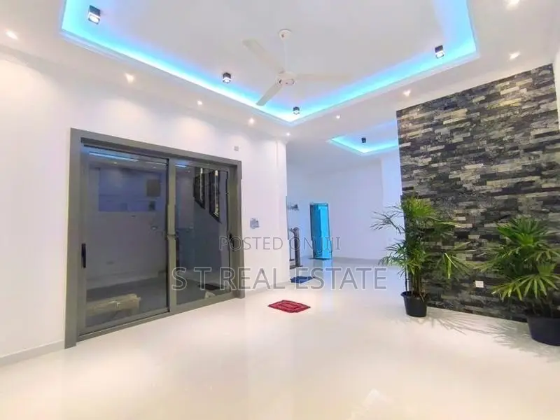 Architecture Designed Luxury 3 Storey House for Sale in Malabe
