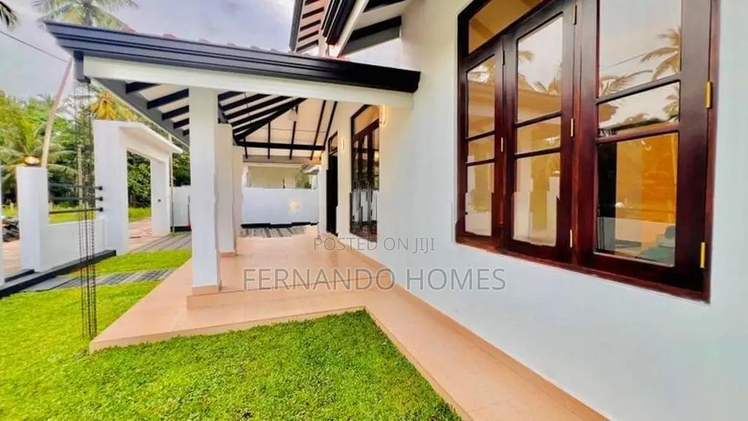 Newly Built Luxury Single Storey House Sale in Negombo