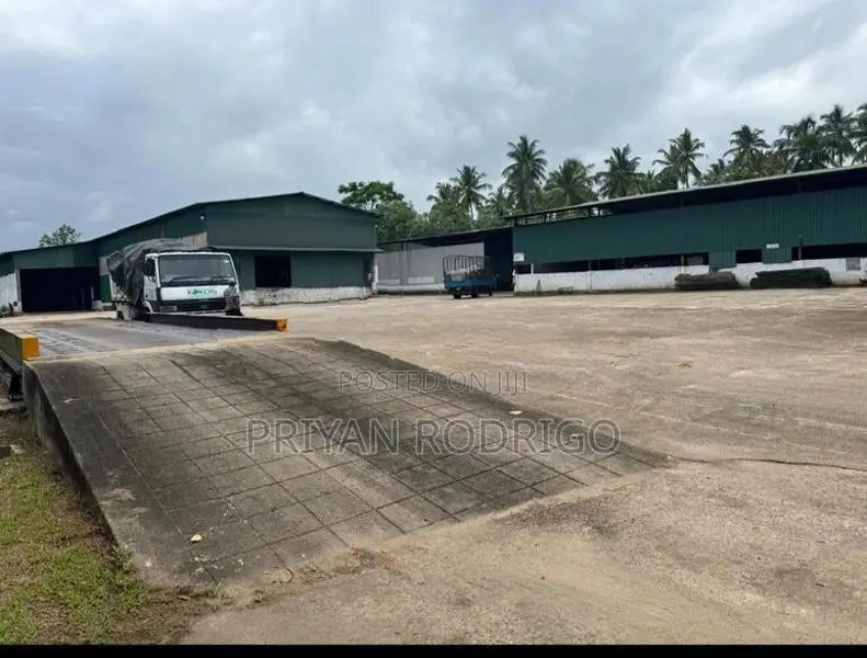 Factory for Sale In Kuliyapitiya on 2.5 Acres of Land