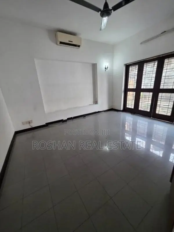FULLY FURNISHED LUXURY HOUSE FOR RENT COLOMBO 8 FE2760