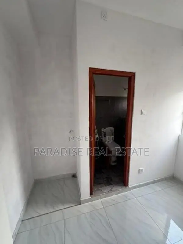 BRAND NEW 2ND FLOOR HOUSE FOR RENT IN DEHIWALA