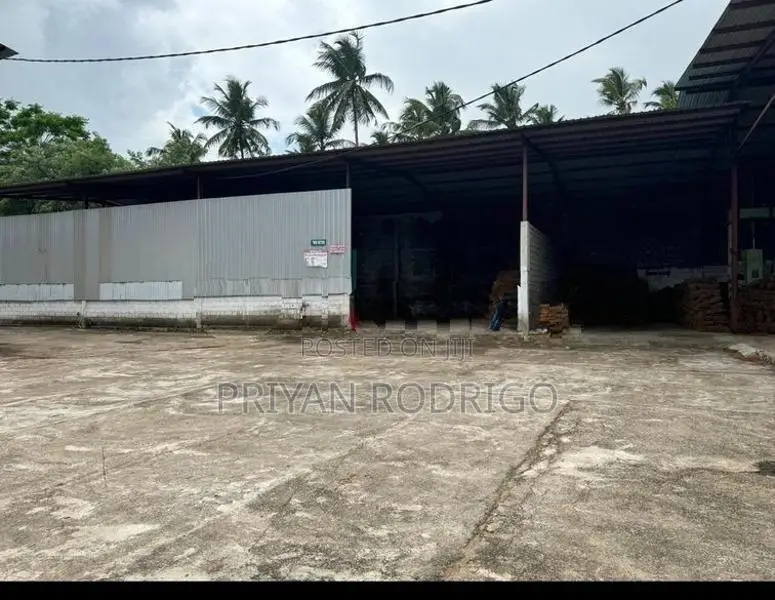 Factory for Sale In Kuliyapitiya on 2.5 Acres of Land