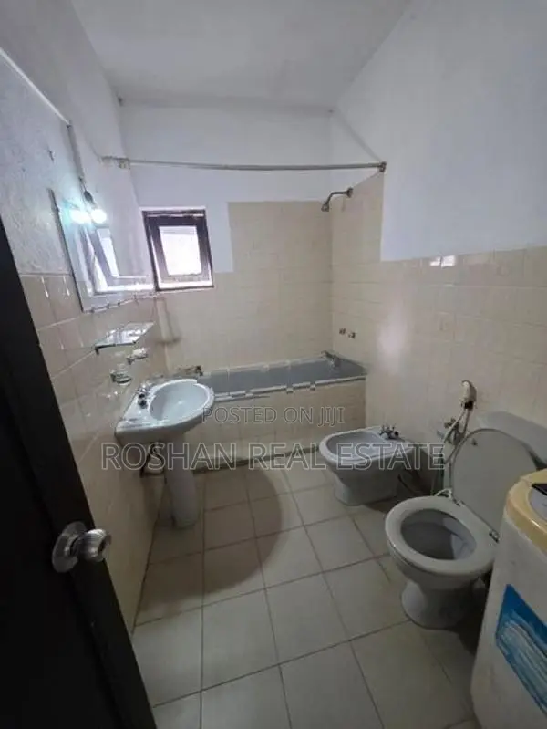 FULLY FURNISHED LUXURY HOUSE FOR RENT COLOMBO 8 FE2760