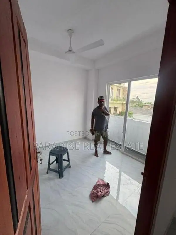 BRAND NEW 2ND FLOOR HOUSE FOR RENT IN DEHIWALA