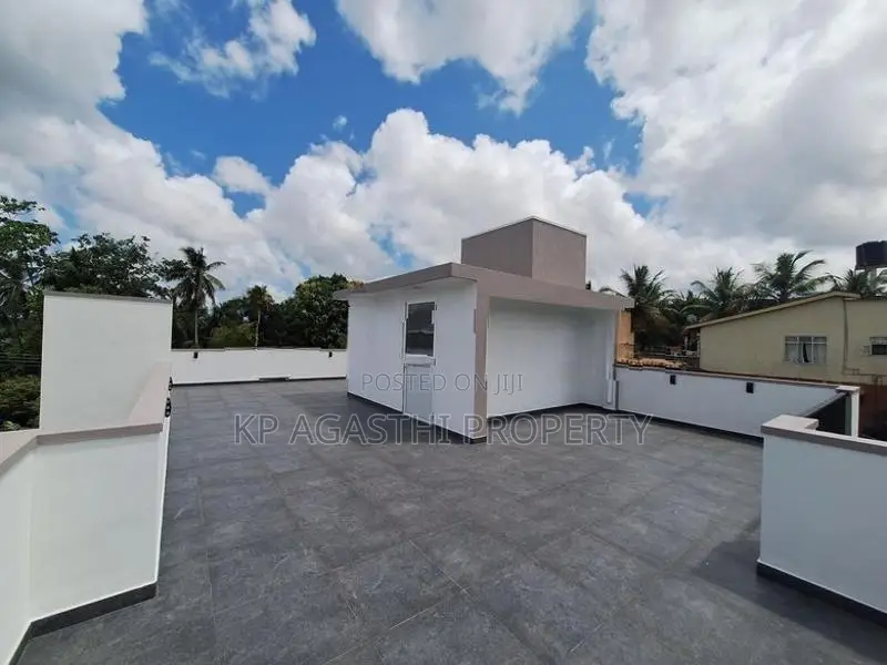 Brand New Luxury House for Sale in Kottawa