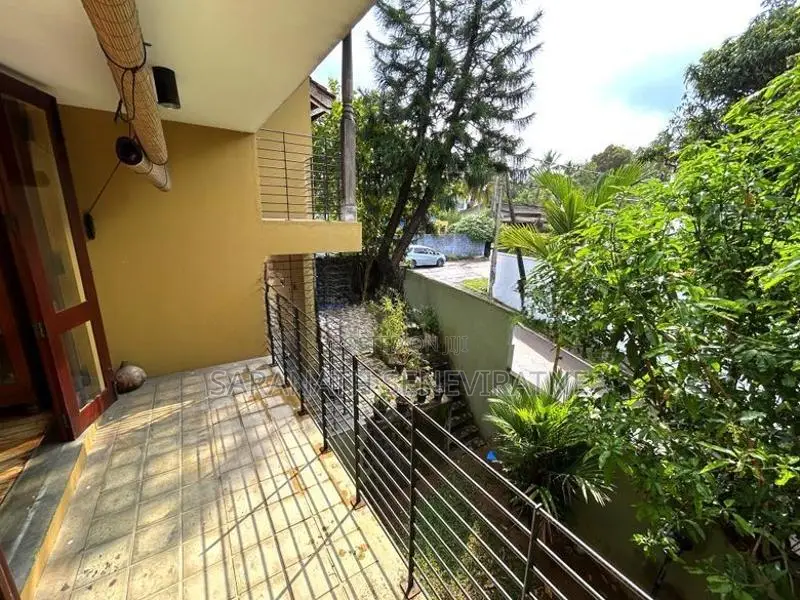 Luxury House in Baddagana Kotte