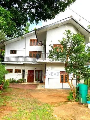 Three-Storey House for Sale – Aniwatta, Kandy