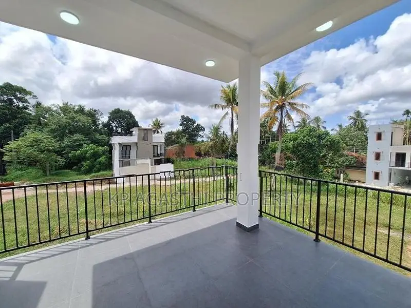 Brand New Luxury House for Sale in Kottawa