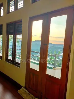 Three-Storey House for Sale – Aniwatta, Kandy