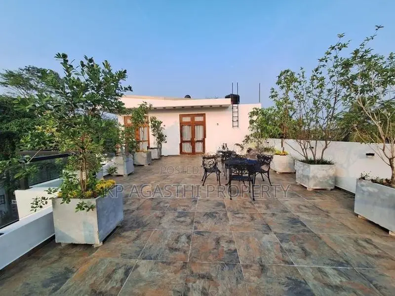 Fully Furnitured Luxury House for Sale in Battaramulla