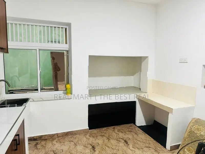 NUGEGODA : New 4 Bedrooms GROUND FLOOR FOR RENT