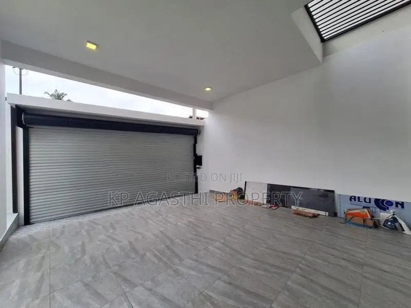 Battaramulla Luxury House for Sale